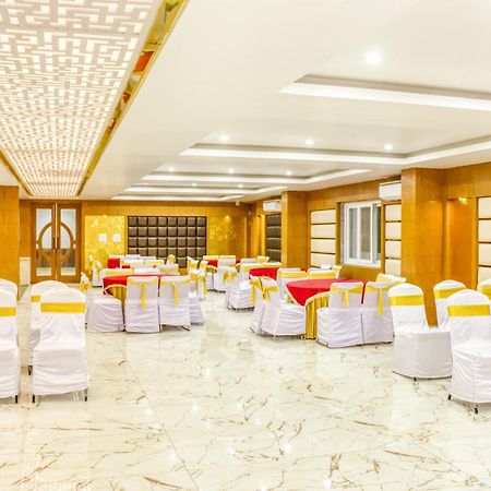 Zip By Spree Hotels Grand Legacy Prime Дехрадун Екстериор снимка