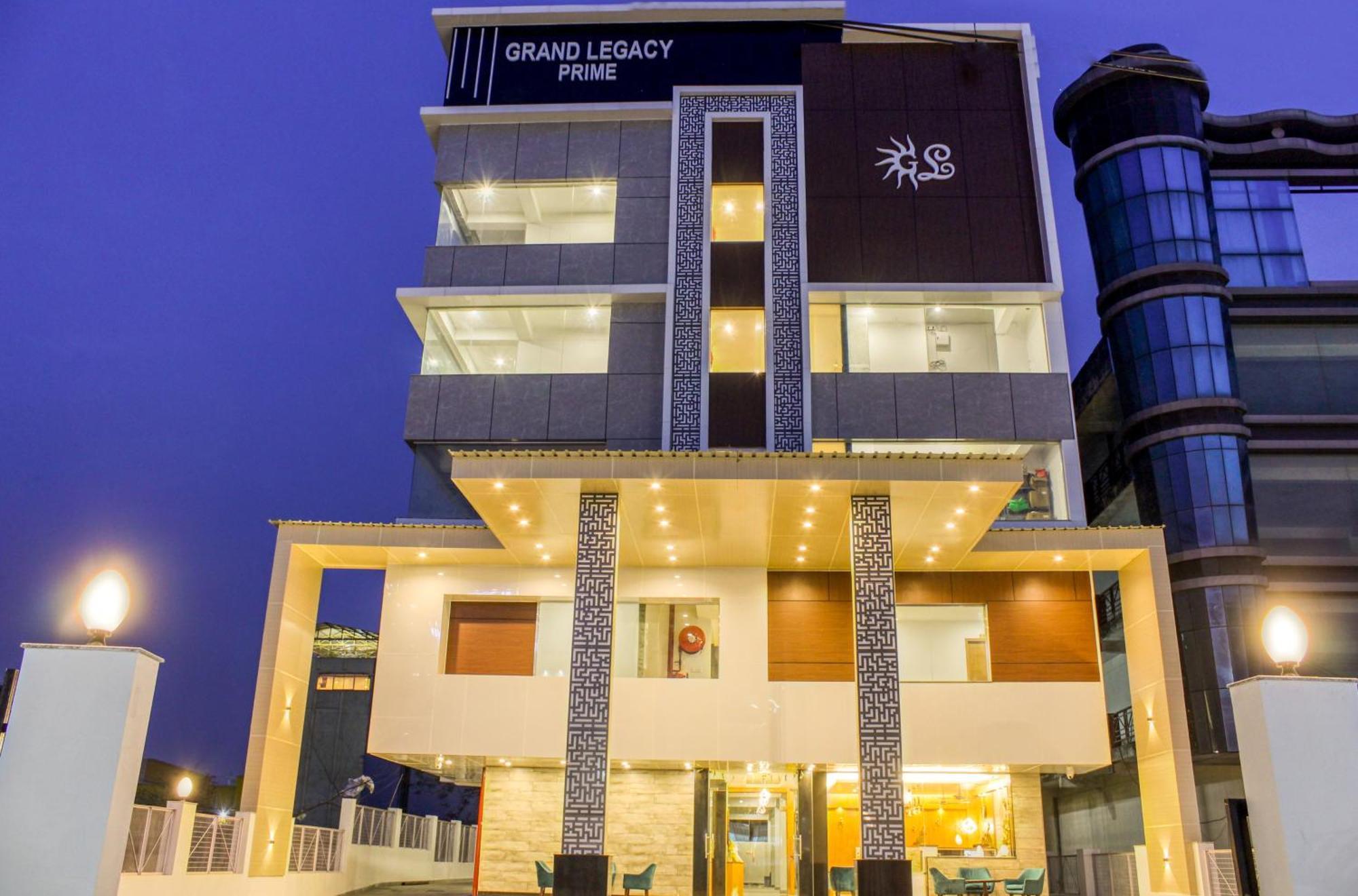 Zip By Spree Hotels Grand Legacy Prime Дехрадун Екстериор снимка